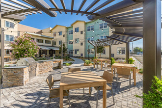 Morgan Hill Senior Housing - Specials in Morgan Hill, CA - Building Photo - Building Photo