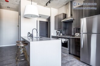 939 W Washington Blvd in Chicago, IL - Building Photo - Building Photo