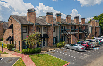 The Place at Barker Cypress - 1822 in Houston, TX - Building Photo - Building Photo