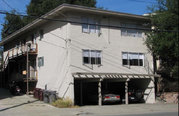 3009 Harrison St in Oakland, CA - Foto de edificio