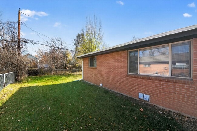 6014 S Prince St in Littleton, CO - Building Photo - Building Photo