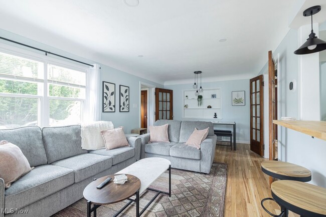 property at 15101 Schuyler Ave