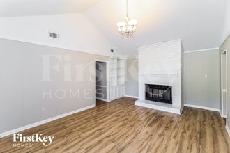 4420 W Hunters Glen St in Memphis, TN - Foto de edificio - Building Photo