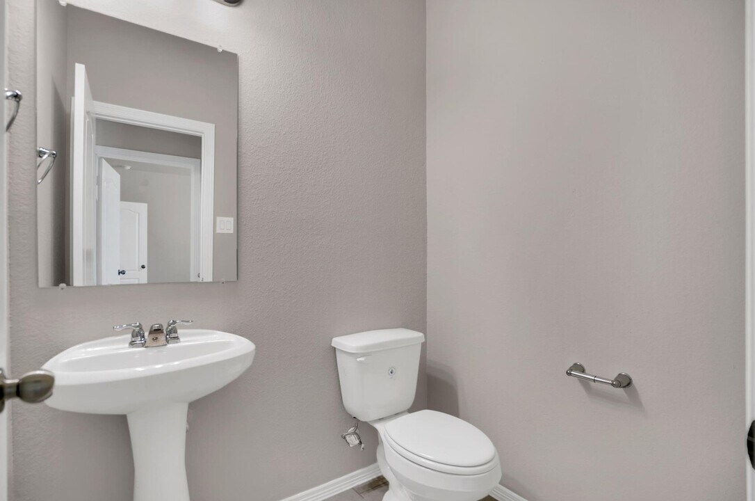 12626 Alta Vista in Magnolia, TX - Building Photo