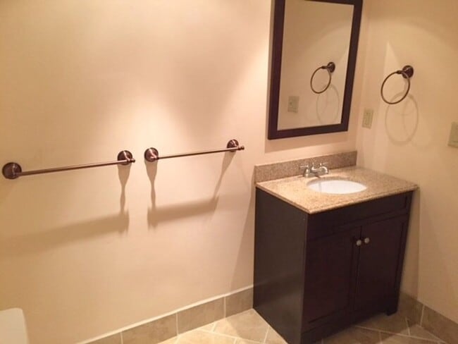 property at 802 Stratford Dr