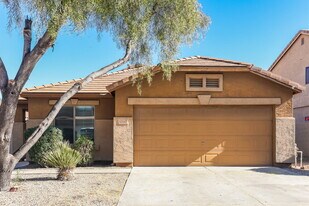 32647 N Cherry Creek Rd in San Tan Valley, AZ - Building Photo