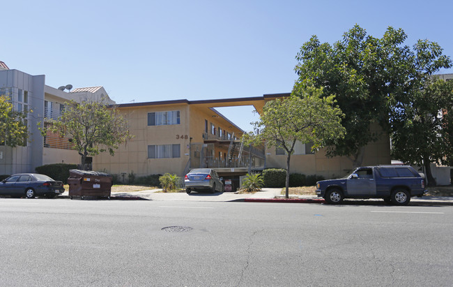 The Capri in Glendale, CA - Foto de edificio - Building Photo