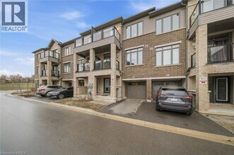 585 Colborne St in Brantford, ON - Building Photo - Building Photo