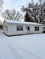 2672 Bunn Dr in Springfield, IL - Building Photo