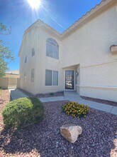 9109 Chenin Ave in Las Vegas, NV - Building Photo - Building Photo
