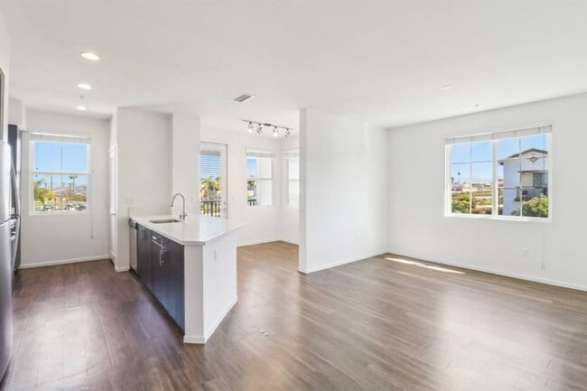 Preserve at Melrose in Vista, CA - Building Photo - Building Photo