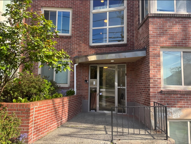 The Norman Apartments in Seattle, WA - Foto de edificio - Building Photo