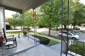 2218 E Eden Pl in St. Francis, WI - Building Photo - Building Photo