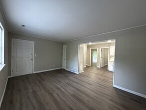 904 E Frederick St in Independence, MO - Building Photo - Building Photo