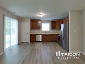 972 Martin Dr in Danville, IN - Building Photo - Building Photo