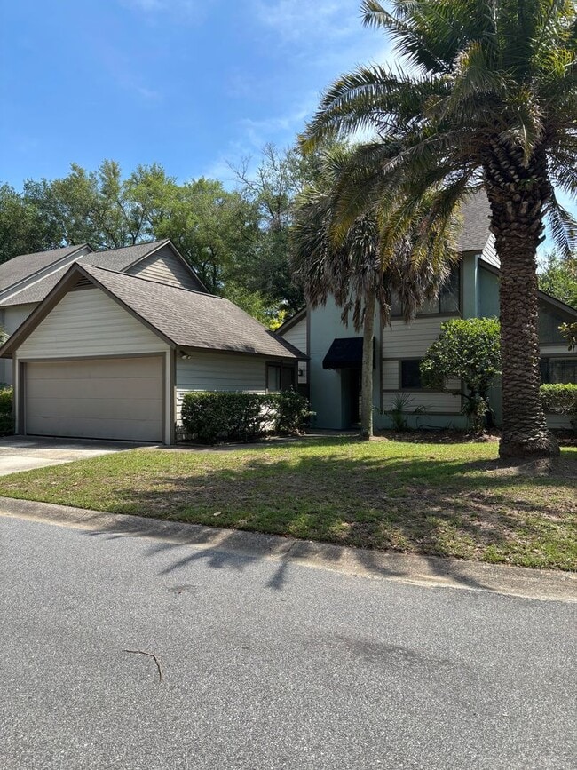 property at 322 Pelican Pl