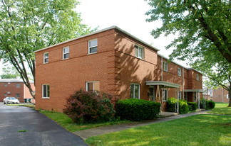 130-136 Highfield Dr Apartments