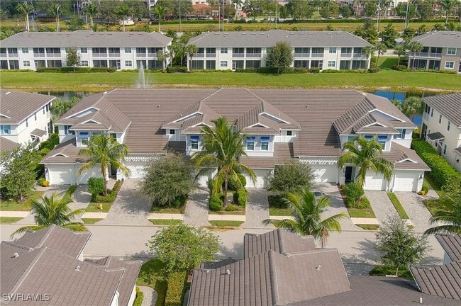 6954 Avalon Cir in Naples, FL - Building Photo - Building Photo
