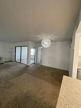 20105 NE 3rd Ct in Miami, FL - Building Photo - Building Photo
