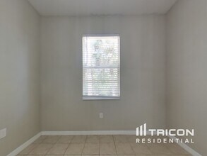 1139 Wapello St in North Port, FL - Building Photo - Building Photo