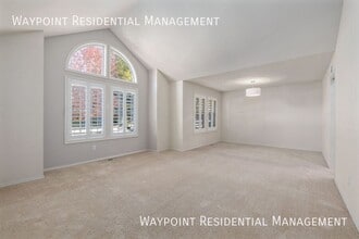 4917 N Contour Way in Boise, ID - Building Photo - Building Photo