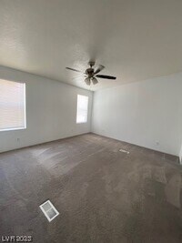 91 Gemini Dr photo'