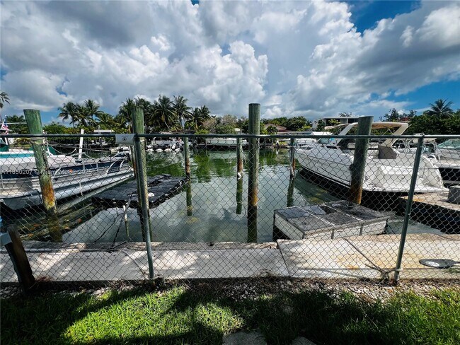 property at 2045 Calais Dr