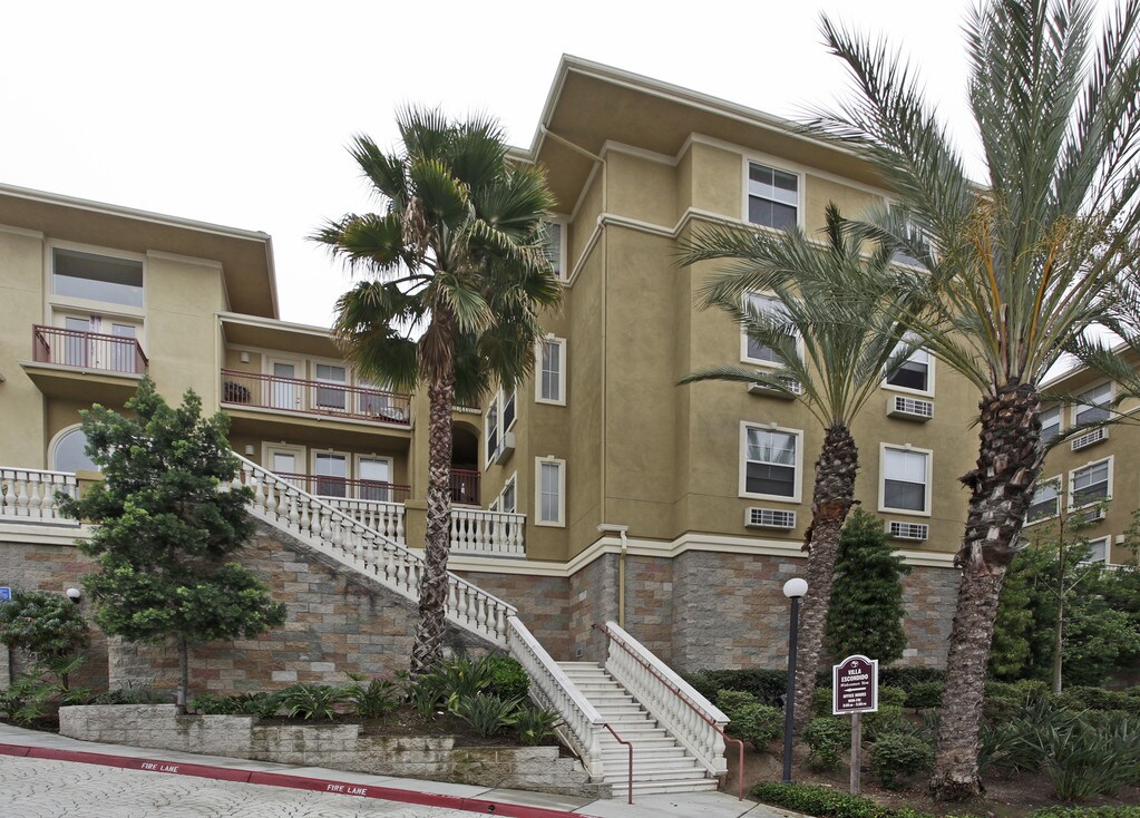 Villa Escondido 55+ Senior Community Apartments Escondido, CA
