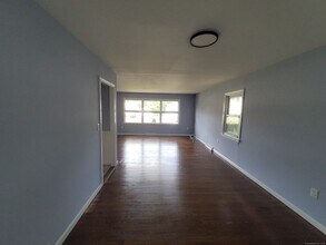 707 Circular Ave in Hamden, CT - Foto de edificio - Building Photo