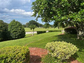 7340 Westpointe Blvd in Orlando, FL - Building Photo - Building Photo