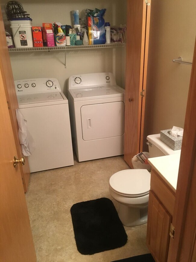 3820 37th Ave SW in Cedar Rapids, IA - Building Photo - Building Photo