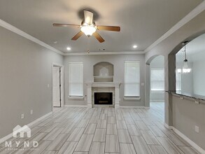 941 Lakeview Dr in Centerton, AR - Foto de edificio - Building Photo