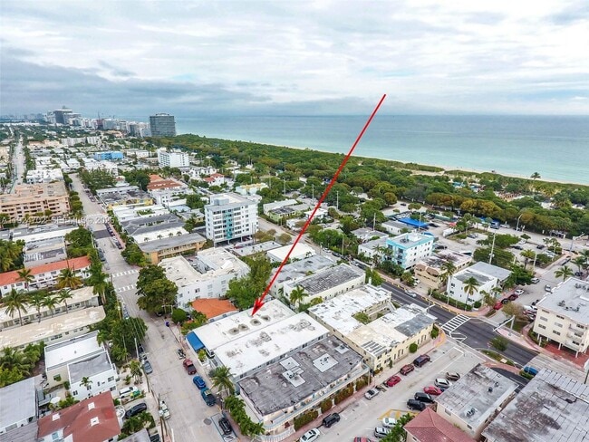 7921 Abbott Ave in Miami Beach, FL - Building Photo - Building Photo
