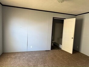 242 Bunting Ln in Madison, WI - Building Photo - Building Photo
