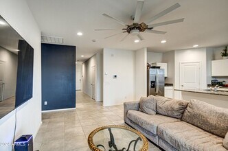 1157 W Paradise Wy in Casa Grande, AZ - Building Photo - Building Photo