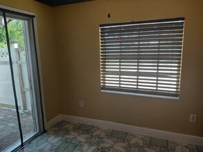 4941 Nicia Way, Unit Studio in Greenacres, FL - Building Photo - Building Photo