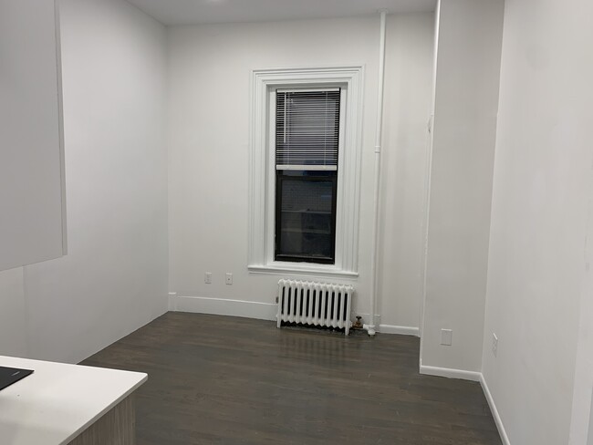268 Newbury St, Unit 1 in Boston, MA - Building Photo - Building Photo
