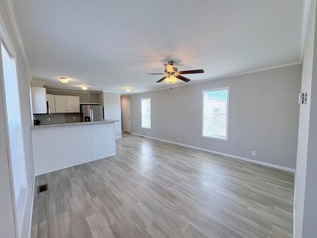 10610 State Rte 762 in Lockbourne, OH - Building Photo - Building Photo