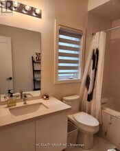 9416 Bayview Ave in Richmond Hill, ON - Building Photo - Building Photo