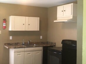 3758 Alta Vista Dr E in Mobile, AL - Building Photo - Building Photo