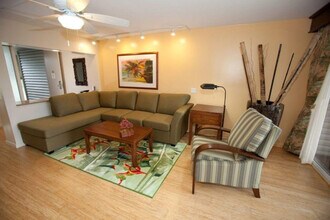 3811 Edward Rd in Princeville, HI - Building Photo - Building Photo