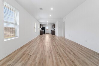 8706 Wooster Trails Dr in Baytown, TX - Building Photo - Building Photo