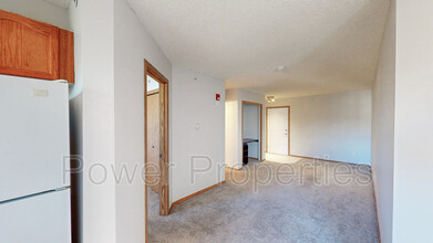 7-307 Somervale View SW in Calgary, AB - Building Photo - Building Photo