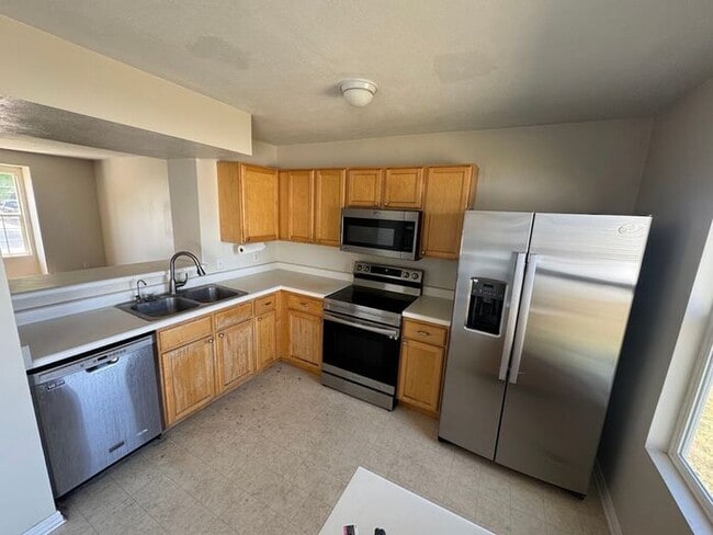512 W 670 N in Tooele, UT - Building Photo - Building Photo