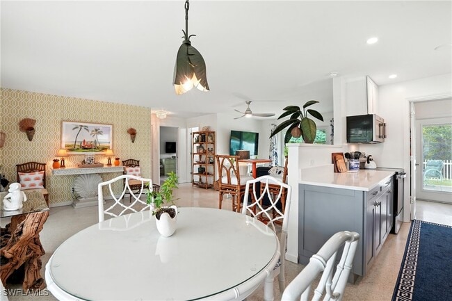 property at 578 14th St N