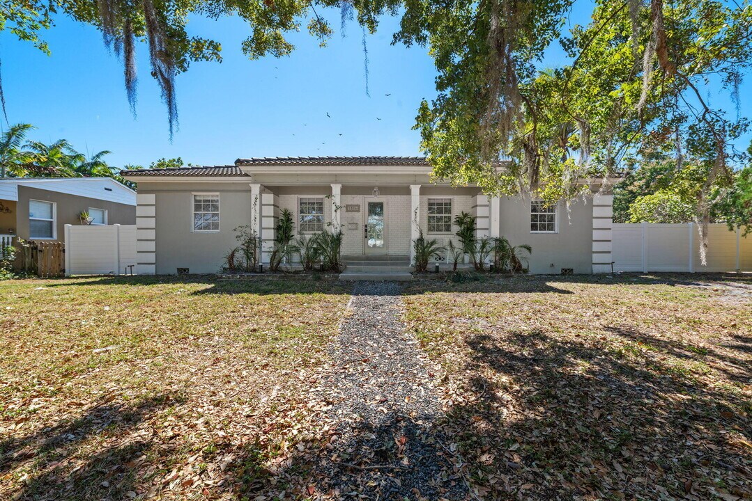 1516 Jefferson St in Hollywood, FL - Building Photo