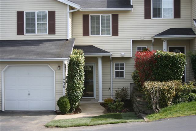 16630 169th St SE in Monroe, WA - Building Photo