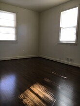 6527 Ivy Hill Dr in McLean, VA - Foto de edificio - Building Photo