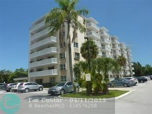 1831 NE 38th St in Fort Lauderdale, FL - Building Photo