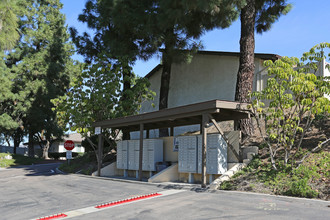 La Mesa Racquet & Swim Club in La Mesa, CA - Building Photo - Building Photo